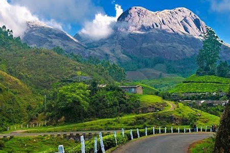 Munnar best Hill station in India