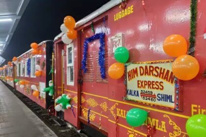 Him Darshan Express